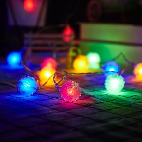 Dandelion Snowball Solar LED String Lights